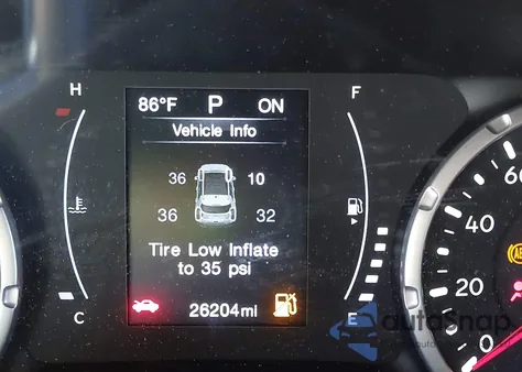 2019 Jeep Renegade Latitude 4X4 из США, поврежденный, VIN ZACNJBBB9KPK47783